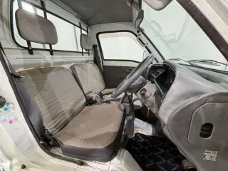 1998 Suzuki Carry Truck — White 4WD Kei Trucks, photo 9 of 26