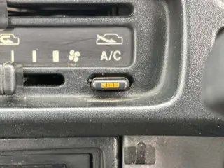 1998 Suzuki Carry Truck — White 4WD Kei Trucks, photo 12 of 27