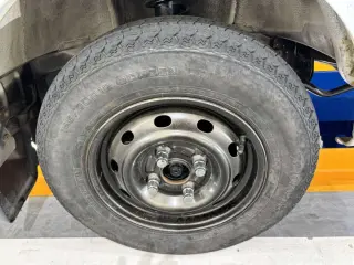 1998 Suzuki Carry Truck — White 4WD Kei Trucks, photo 15 of 26