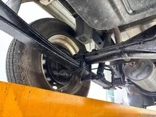 1998 Suzuki Carry Truck — White 4WD Kei Trucks, photo 21 of 26