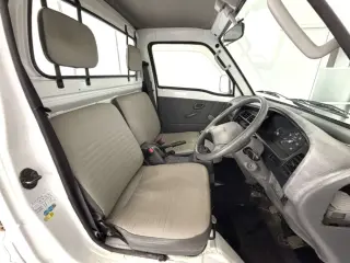 White 1998 Suzuki Carry Truck, 82,900 miles, F6A 660 cc, stock KTD-0777 (photo 10)