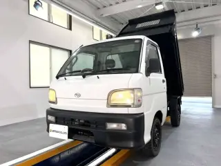 1999 Daihatsu Hijet Dump — White 4WD Kei Trucks, photo 2 of 29