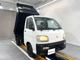 1999 Daihatsu Hijet Dump — White 4WD Kei Trucks, photo 1 of 29