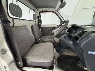 1999 Daihatsu Hijet Truck — White 2WD Kei Trucks, photo 8 of 23