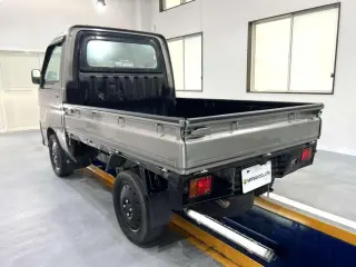 1999 Daihatsu Hijet Truck — Gray 2WD Kei Trucks, photo 3 of 26