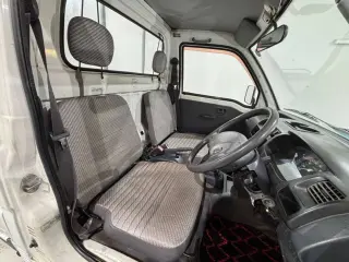 1999 Daihatsu Hijet Truck — White 2WD Kei Trucks, photo 8 of 26