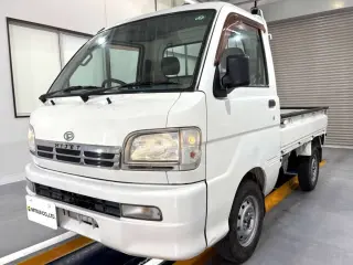1999 Daihatsu Hijet Truck — White 2WD Kei Trucks, photo 2 of 26