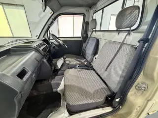 1999 Daihatsu Hijet Truck — Beige 2WD Kei Trucks, photo 9 of 24