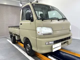 1999 Daihatsu Hijet Truck — Beige 2WD Kei Trucks, photo 1 of 24