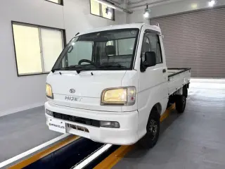 1999 Daihatsu Hijet Truck — White 4WD Kei Trucks, photo 2 of 28
