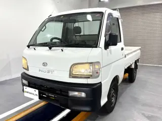 1999 Daihatsu Hijet Truck — White 4WD Kei Trucks, photo 2 of 25