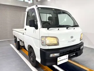 1999 Daihatsu Hijet Truck — White 4WD Kei Trucks, photo 1 of 25