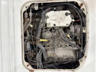 1999 Honda Acty Truck — White 4WD Kei Trucks, photo 7 of 26