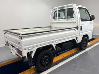 1999 Honda Acty Truck — White 4WD Kei Trucks, photo 4 of 21