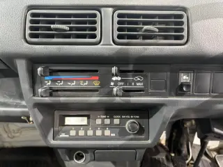 1999 Honda Acty Truck — White 4WD Kei Trucks, photo 10 of 21