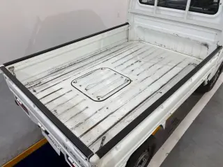 1999 Honda Acty Truck — White 4WD Kei Trucks, photo 5 of 24