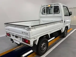 1999 Honda Acty Truck — White 4WD Kei Trucks, photo 4 of 24