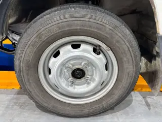 1999 Honda Acty Truck — White 4WD Kei Trucks, photo 17 of 25