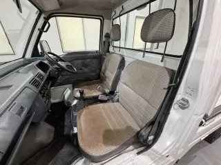 1999 Honda Acty Truck — White 4WD Kei Trucks, photo 10 of 25