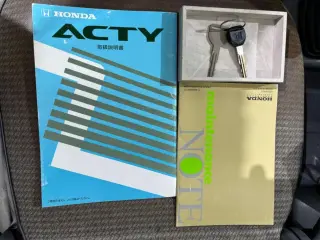 1999 Honda Acty Truck — White 4WD Kei Trucks, photo 25 of 25