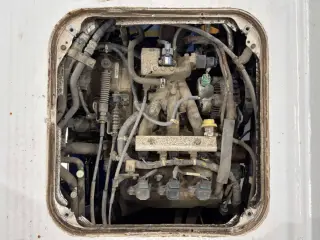 1999 Honda Acty Truck — White 4WD Kei Trucks, photo 7 of 27