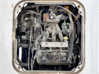 1999 Honda Acty Truck — White 4WD Kei Trucks, photo 7 of 26