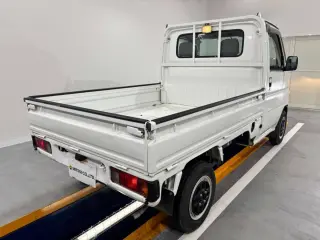 1999 Honda Acty Truck — White 4WD Kei Trucks, photo 4 of 26