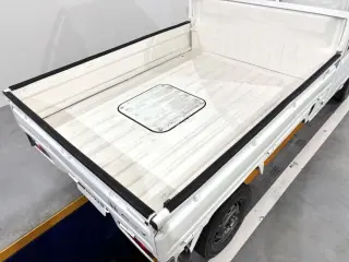 1999 Honda Acty Truck — White 4WD Kei Trucks, photo 5 of 24