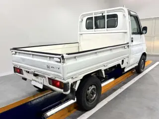 1999 Honda Acty Truck — White 4WD Kei Trucks, photo 4 of 24