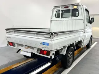 White 1999 Mitsubishi Minicab Truck, 5-Speed Manual, imported kei truck, stock KTD-0811 (photo 4)