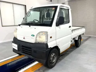White 1999 Mitsubishi Minicab Truck, 71,000 miles, 3G83 660 cc, stock KTD-0811 (photo 2)