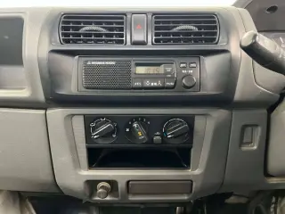 1999 Mitsubishi Minicab Truck — White 4WD Kei Trucks, photo 11 of 22