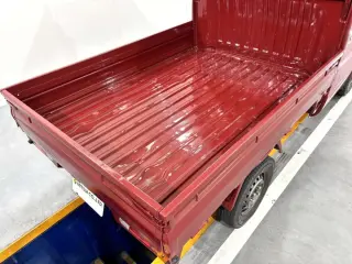 1999 Mitsubishi Minicab Truck — Red 4WD Kei Trucks, photo 5 of 27