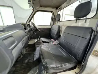 White 1999 Subaru Sambar Truck, 5-Speed Manual, imported kei truck, stock KTD-0817 (photo 12)