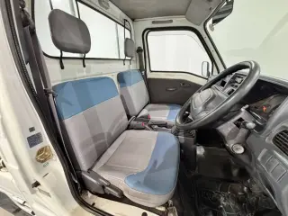 1999 Subaru Sambar Truck, Kei Truck / Mini Truck, right-hand drive Japanese import, stock KTD-0819 (photo 11)