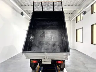 1999 Suzuki Carry Dump — White 4WD Kei Trucks, photo 4 of 30