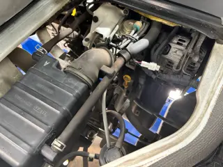 1999 Suzuki Carry Truck — White 2WD Kei Trucks, photo 6 of 25