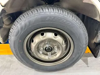 1999 Suzuki Carry Truck — White 2WD Kei Trucks, photo 17 of 25