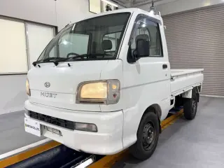 White 2000 Daihatsu Hijet Truck, 47,400 miles, EF 660 cc, stock KTD-0825 (photo 2)