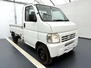 2000 Honda Acty Truck — White 4WD Kei Trucks, photo 1 of 27