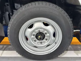 White 2000 Isuzu Elf Truck, 21,800 miles, KA20 2000 cc, stock KTD-0844 (photo 18)