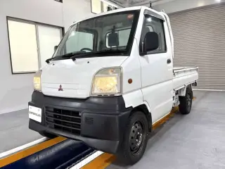 2000 Mitsubishi Minicab Truck — White 4WD Kei Trucks, photo 2 of 25