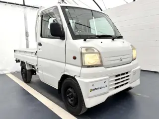 White 2000 Mitsubishi Minicab Truck 4WD kei truck for sale, stock KTD-0849 (photo 1)