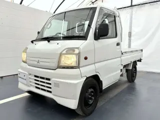 White 2000 Mitsubishi Minicab Truck, 82,900 miles, 3G83 660 cc, stock KTD-0849 (photo 2)