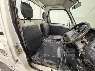 2000 Subaru Sambar Truck, Kei Truck / Mini Truck, right-hand drive Japanese import, stock KTD-0851 (photo 11)