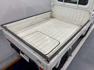White 2000 Subaru Sambar Truck 4WD kei truck for sale, stock KTD-0851 (photo 5)