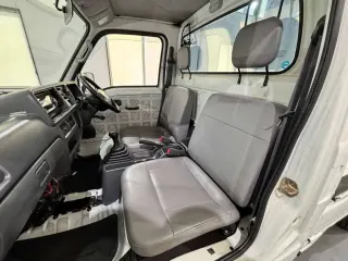 2000 Subaru Sambar Truck — White 4WD Kei Trucks, photo 12 of 27