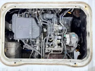 2000 Subaru Sambar Truck — White 4WD Kei Trucks, photo 8 of 27