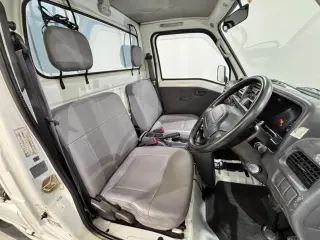 2000 Subaru Sambar Truck — White 4WD Kei Trucks, photo 11 of 27