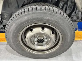 2000 Subaru Sambar Truck — White 4WD Kei Trucks, photo 17 of 26